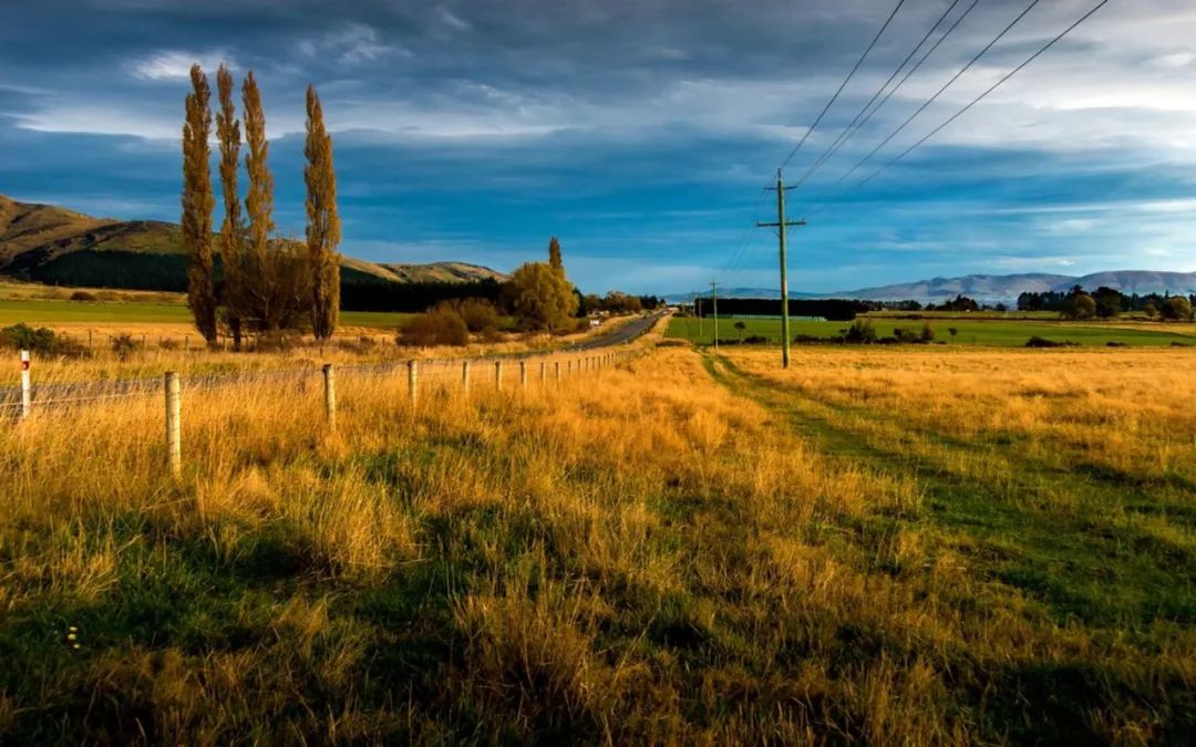 央视祖国大好河山常用的背景音乐,经典的背景音乐央视