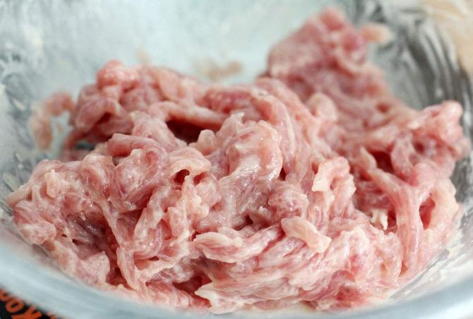 无论炒哪种肉丝,都不要直接下锅,多做2步,肉丝不干不柴很入味