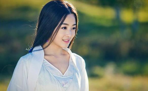 性格内向的人表现是什么,内向性格异常心理的表现