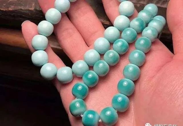 绿松石为什么越盘越不亮,为什么绿松石越戴纹路越多