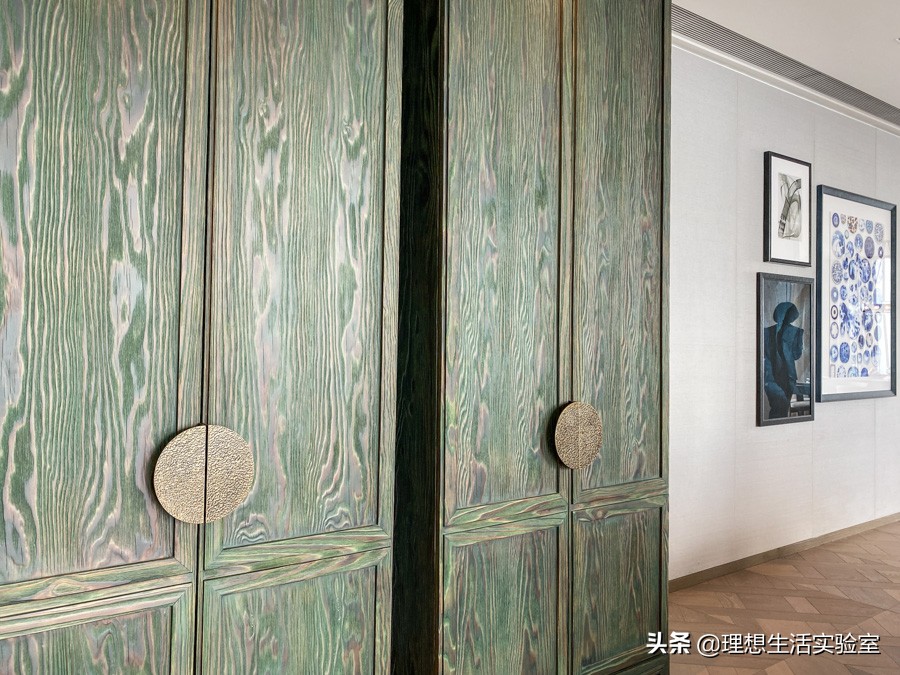 住在广州瑰丽酒店看外面风景,广州瑰丽酒店看到整个广州夜景