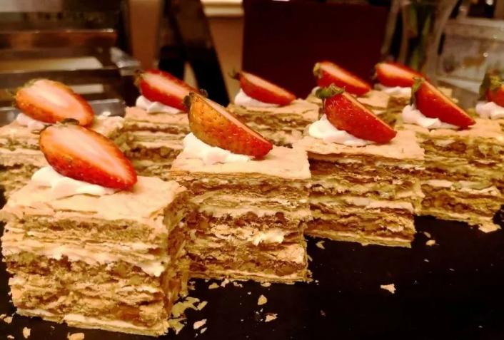 高大上！这家7星酒店自助餐回头率高达85%?据说成都的吃货都来过