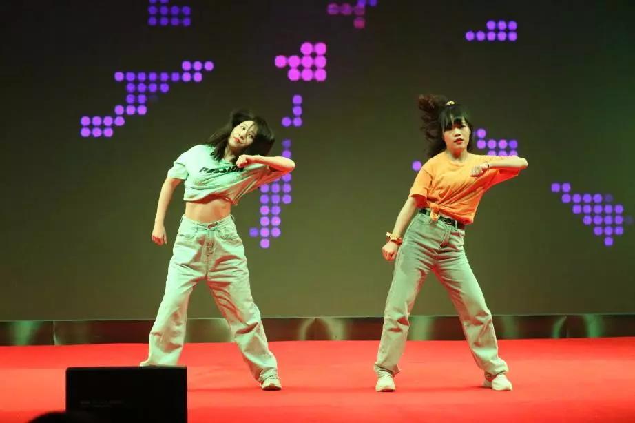 鐭ュ悓閬撳悎鏁欒偛瑙嗛鍓緫,蹇楀悓閬撳悎