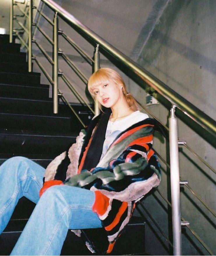 青你2lisa的穿衣搭配,青你2lisa穿搭