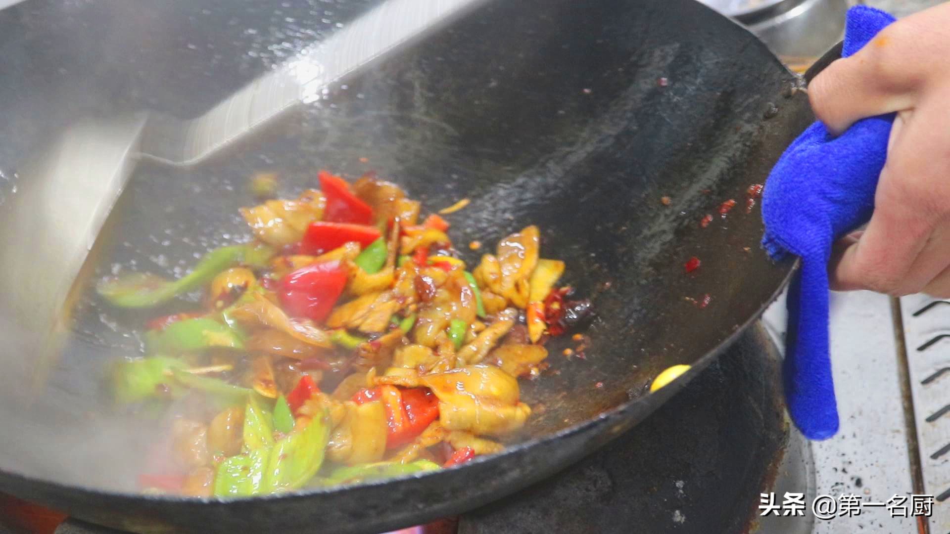 花菜干锅五花肉最正宗的做法视频,川味干锅土豆片五花肉的正宗做法