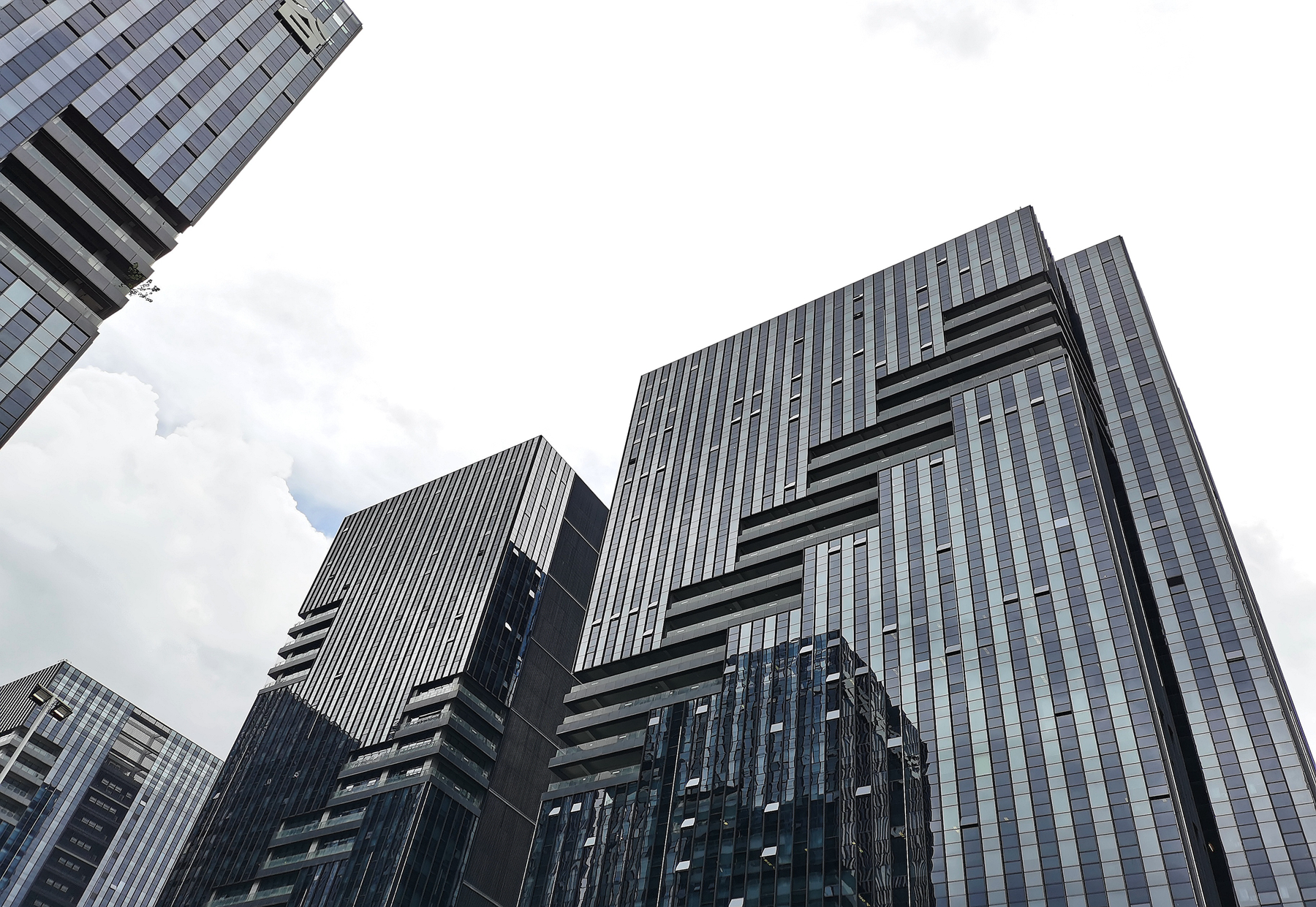 荣耀play5快充66w,荣耀play5活力版5g怎么样