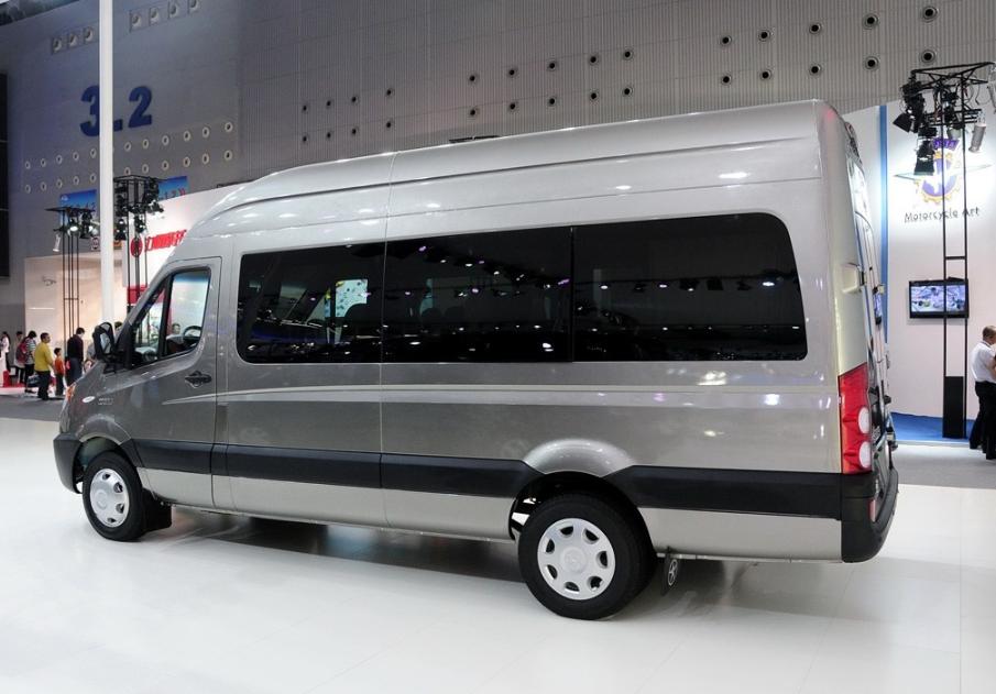 高端轻客怎么选，江淮星锐与福特新世代全顺同台竞技