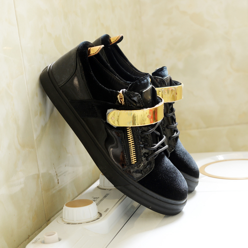 一双鞋子很重要,一双鞋子最重要的就是舒适感