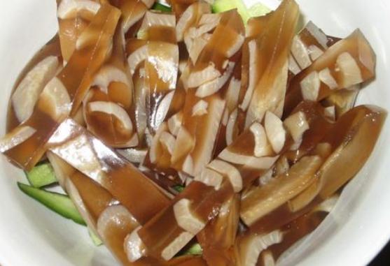 猪皮冻的正确做法方法简单易学,猪皮冻怎么做才能又滑又好吃