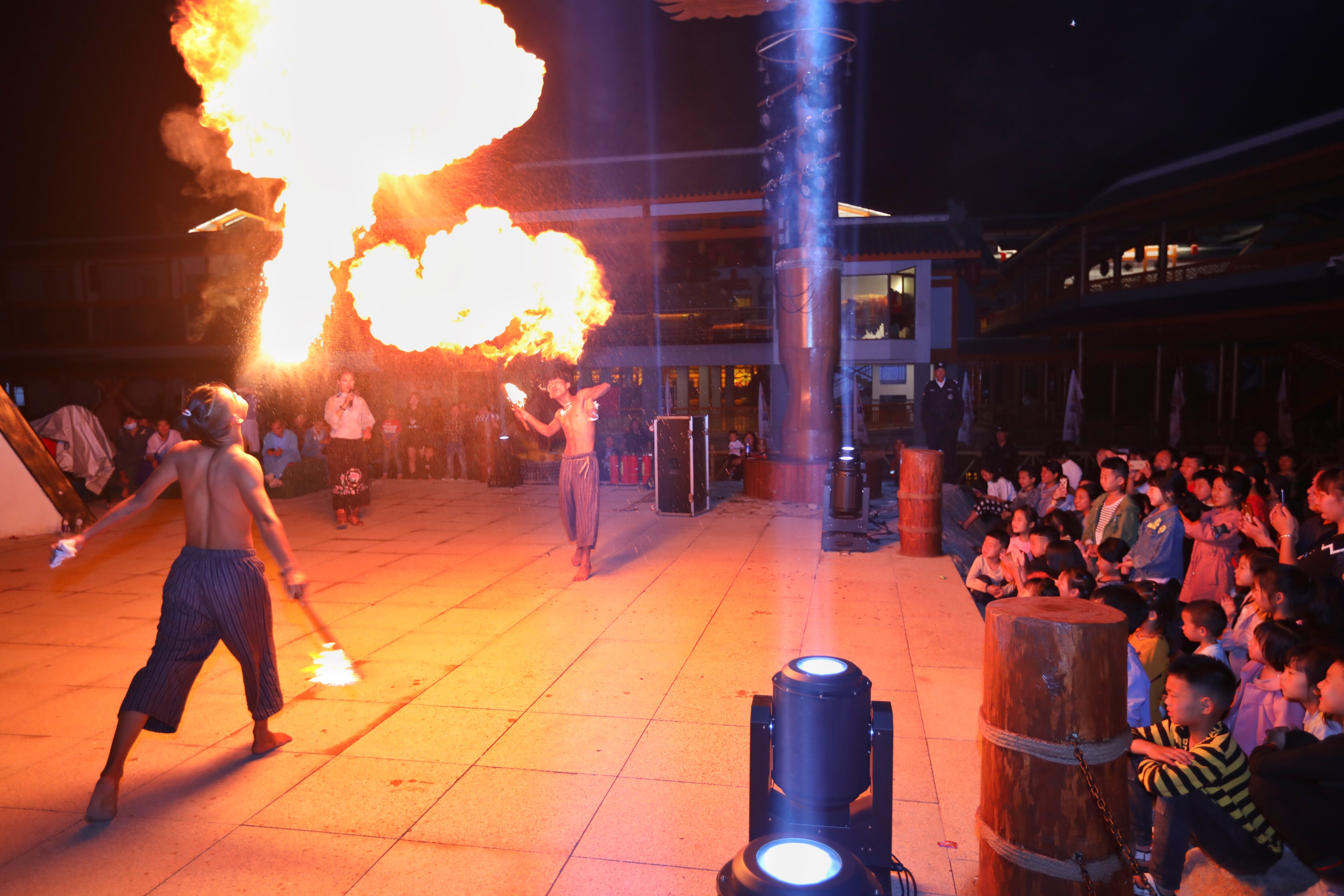 楠嗛┘宸℃父澶滄櫄,楠嗛┘宸℃父