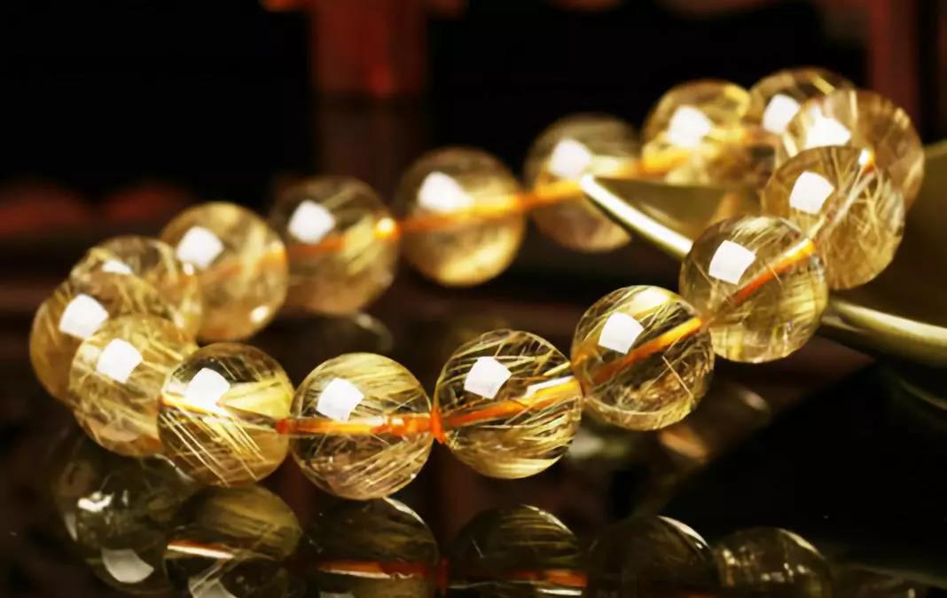 2021年十二生肖用什么颜色转运,十二生肖中什么最招财