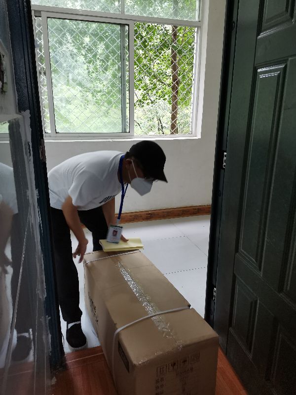 奋战疫情一线的医护们,抗击疫情奋战一线医护