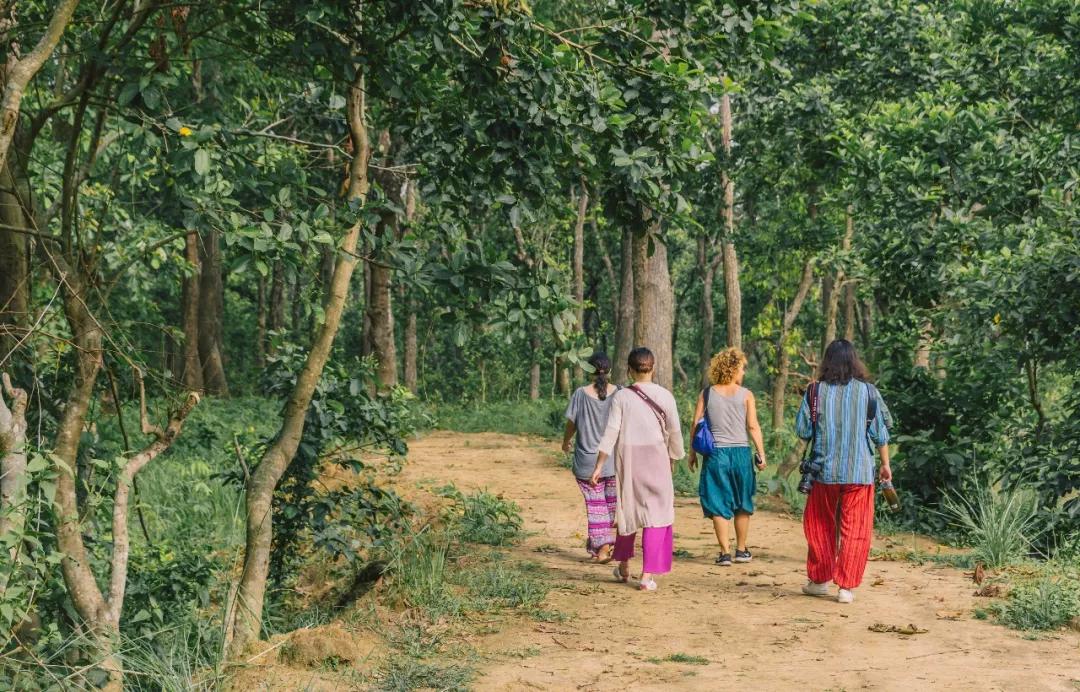 *局骗**和微笑，3000元带你体验双面尼泊尔