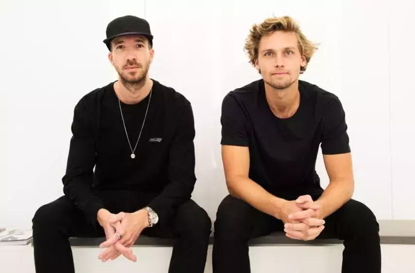 小白鞋真的永不过时,小白鞋什么时候火起来的