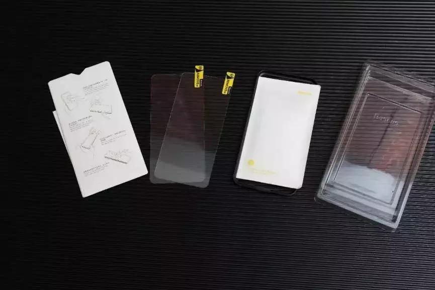 iphone最好贴什么样的钢化膜,iphone13钢化玻璃膜