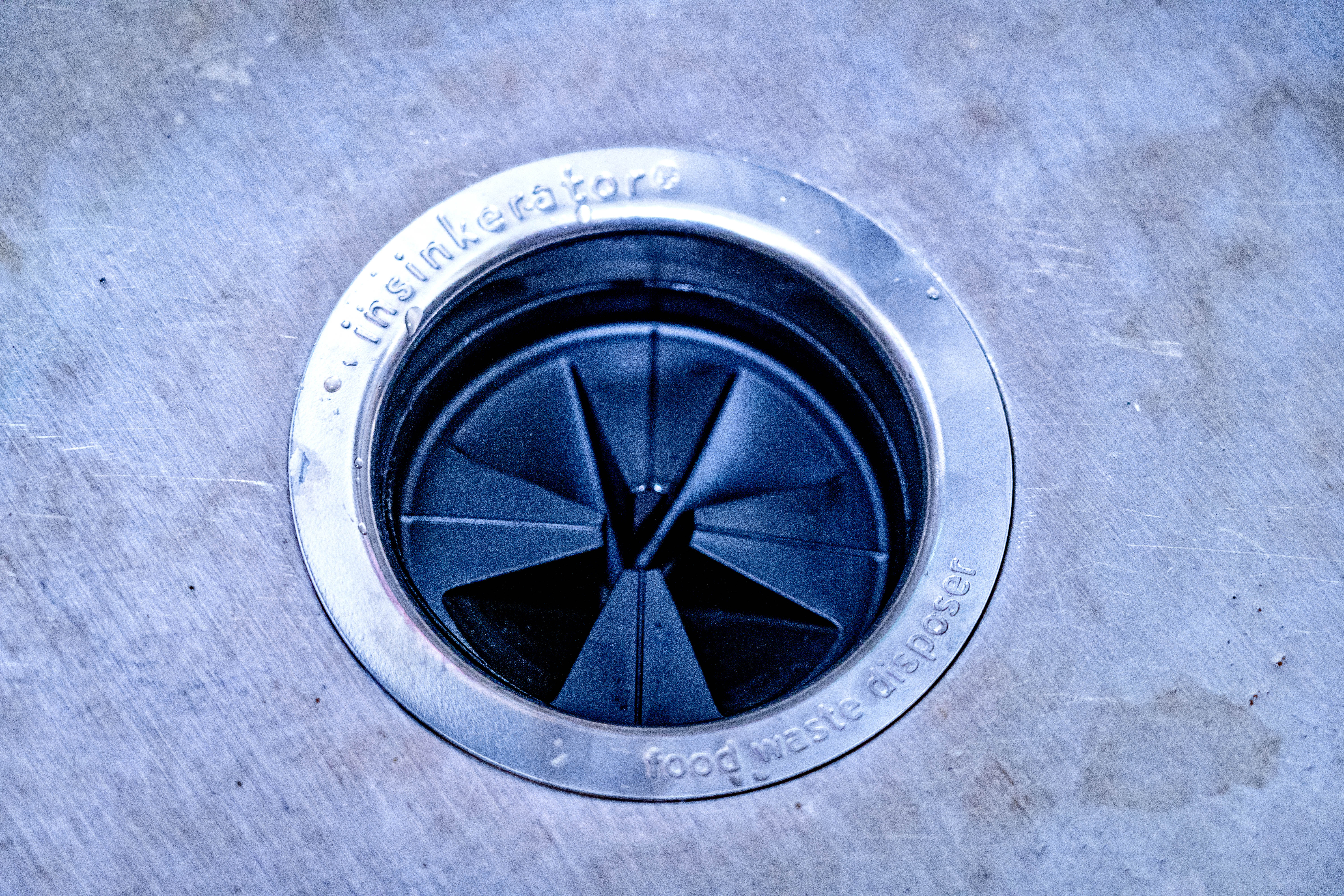 爱适易垃圾处理e150,爱适易垃圾食物处理器