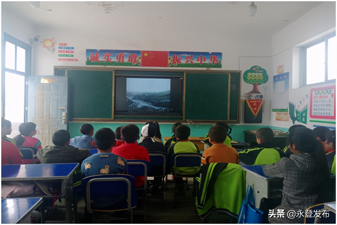 青少年党史教育主题活动,小学红色基地开展党史教育