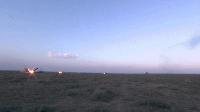 青铜峡中国军人,青铜峡黄河大峡谷军人免费吗