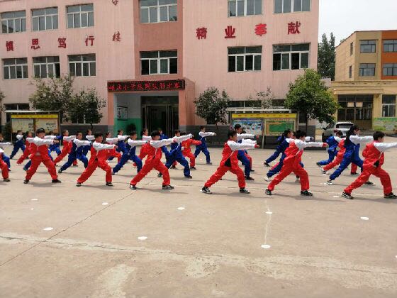 展学生风采,展队列风采秀朝气活力