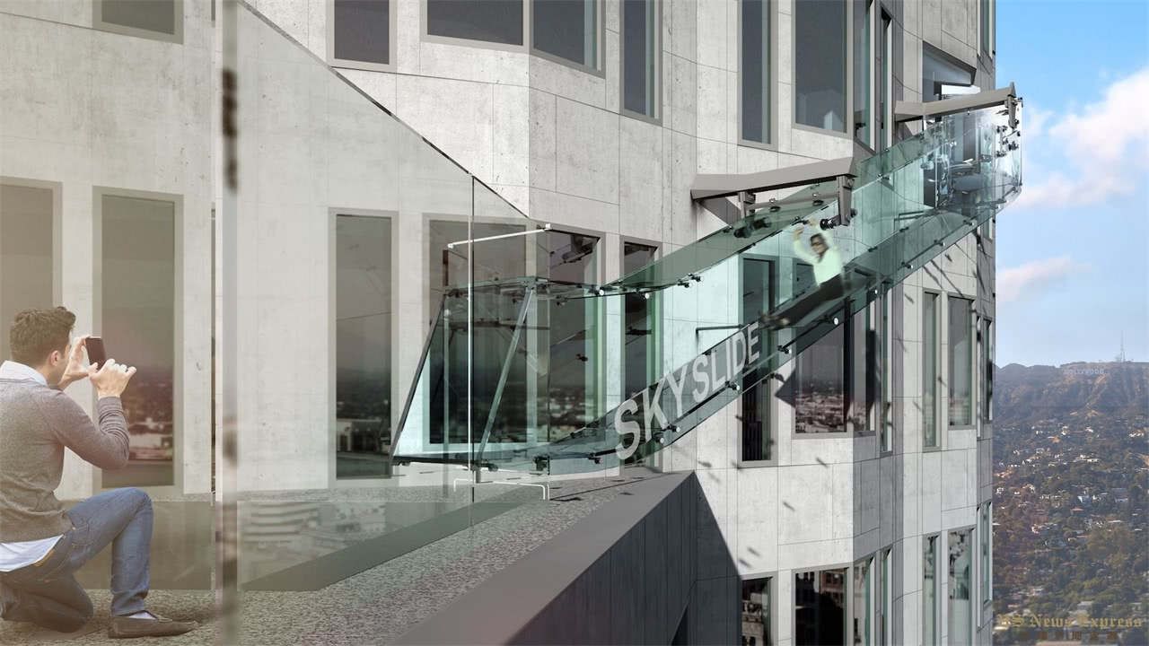 能让人吓到尖叫的滑梯,70层楼的透明滑梯有多吓人