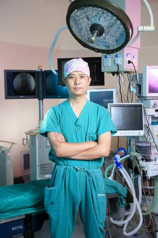 一场比赛所有选手都拉伤,短跑运动员比赛中骨折