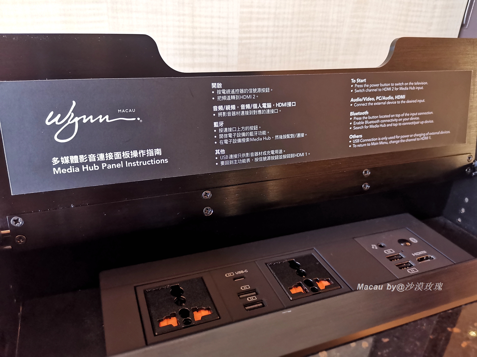 澳门葡京酒店豪华客房一晚多少钱,澳门的美高梅酒店住一晚要多少钱