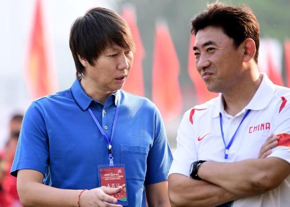 里皮评价李铁和国足,李铁对里皮国足