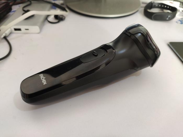 小米黑科技剃须刀,小米剃须刀超长续航