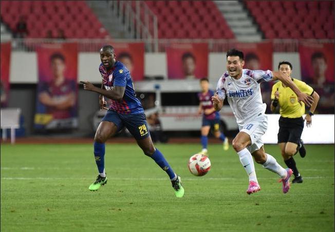 成都开放球迷入场,中甲第二轮球迷人数