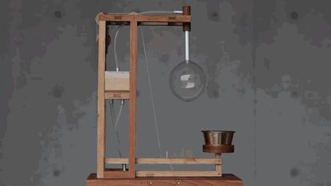 日本宅男辞职做玩具,日本大叔40岁辞职