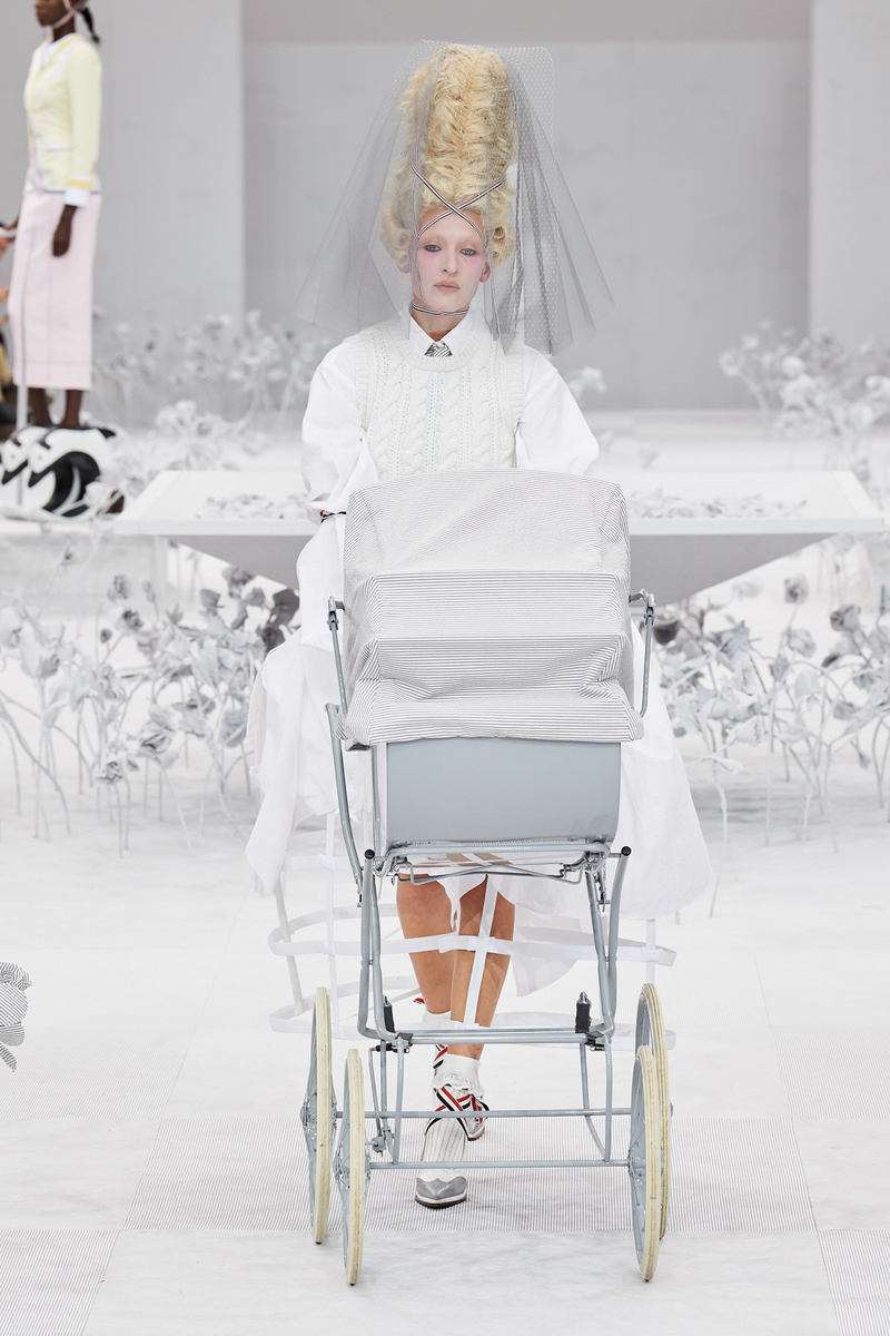 盘点四大时装周那些看不懂的奇葩设计,这15个品牌谁才是一号怪咖