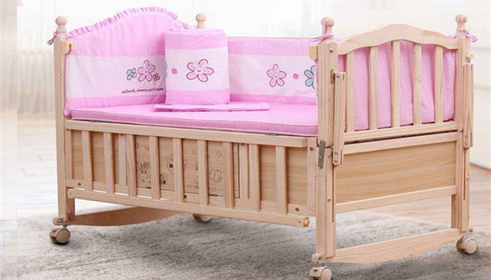 母婴行业政策环境分析,母婴护理用品行业前景分析