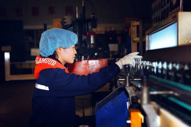 大冶市华兴玻璃有限公司,大冶华兴玻璃公司简介