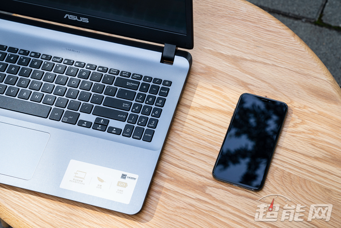 华硕顽石y5000是固态还是机械,华硕傲腾跟顽石比怎么样