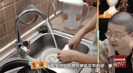 女人的焦虑症怎么解决,女生焦虑后引发的各种问题