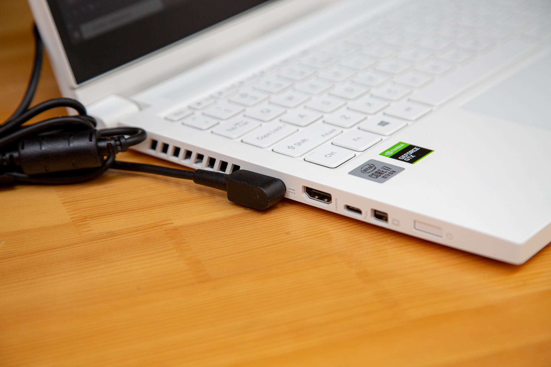 宏碁conceptd3ezel翻转创作本,宏碁conceptd3