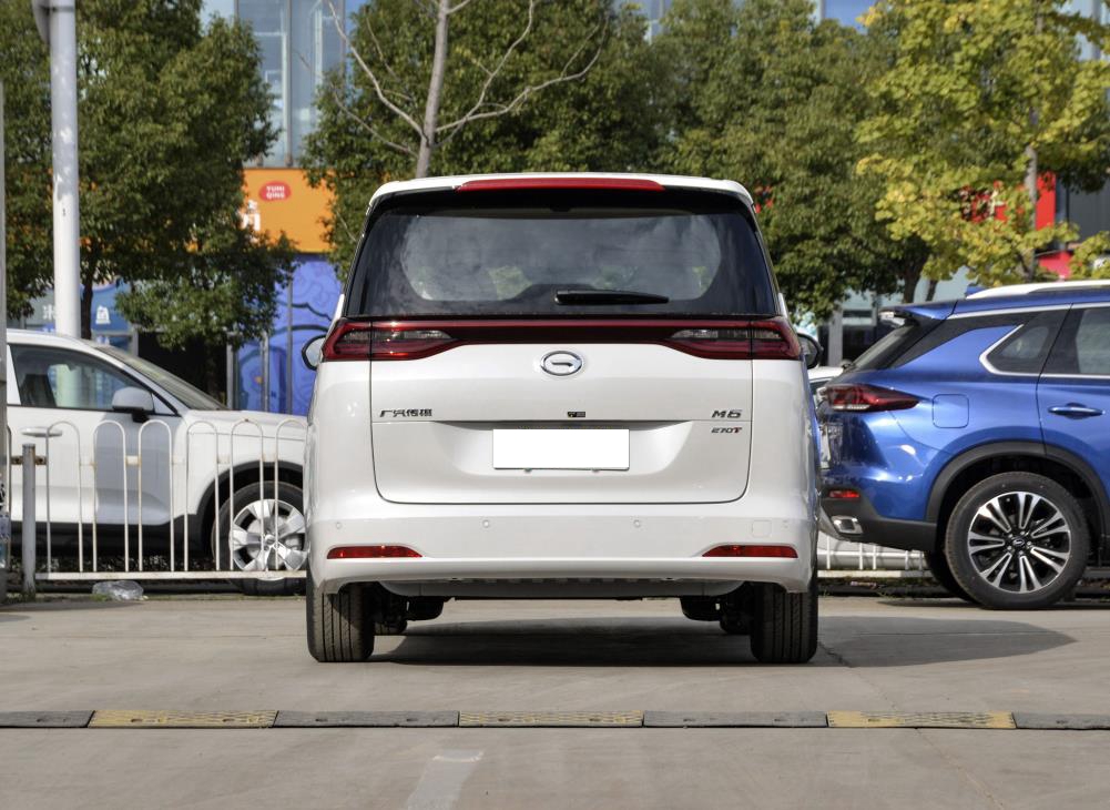 兼顾日常代步和自驾游选哪款车,省油耐用开着舒服的车推荐