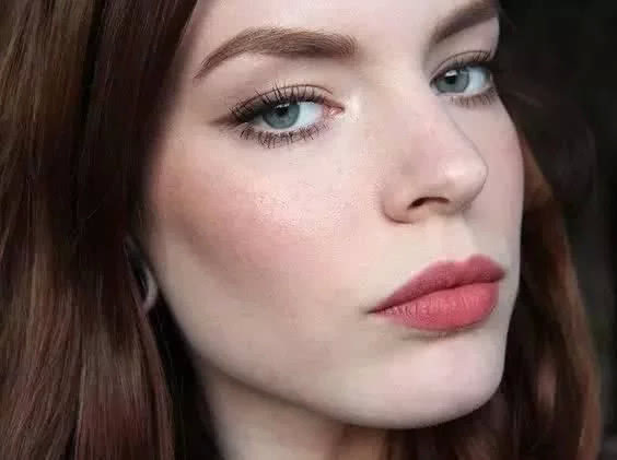 还在纠结选什么款式颜色吗,还在犹豫如何抉择其实根本无所谓