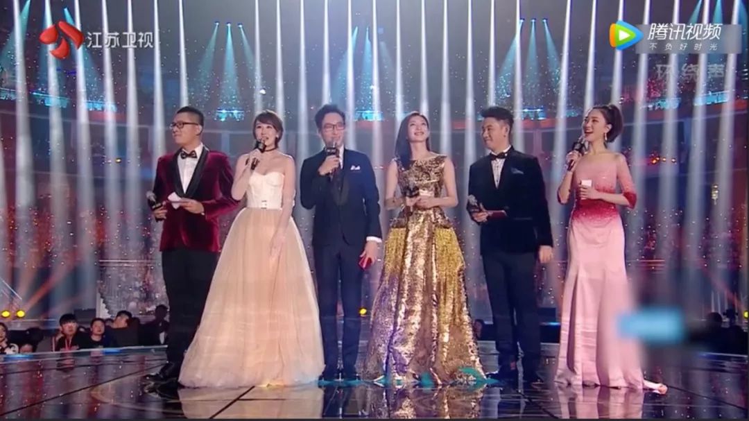 主持人为什么语速这么慢,为什么主持人都早衰