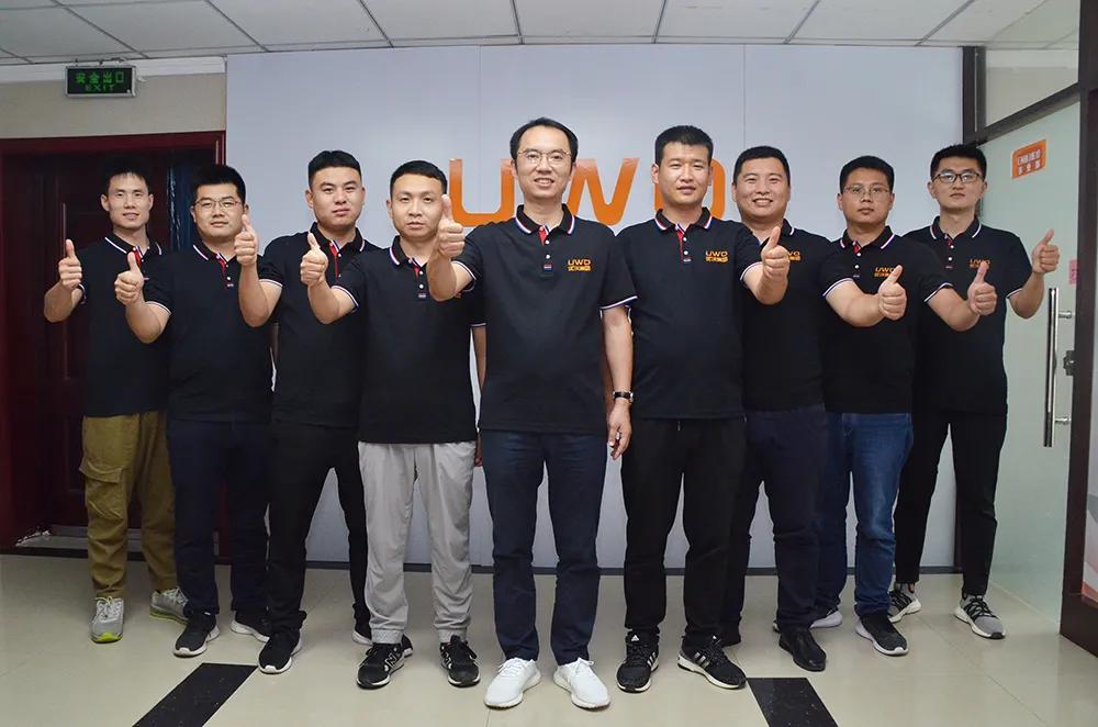 「勇攀高峰,志存高远」优沃集团优秀团队——营销一中心