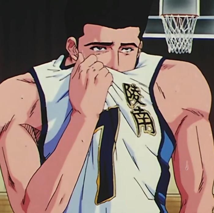 《灌篮高手，足球小将》一群学生在比赛，为什么能让人燃起激情？