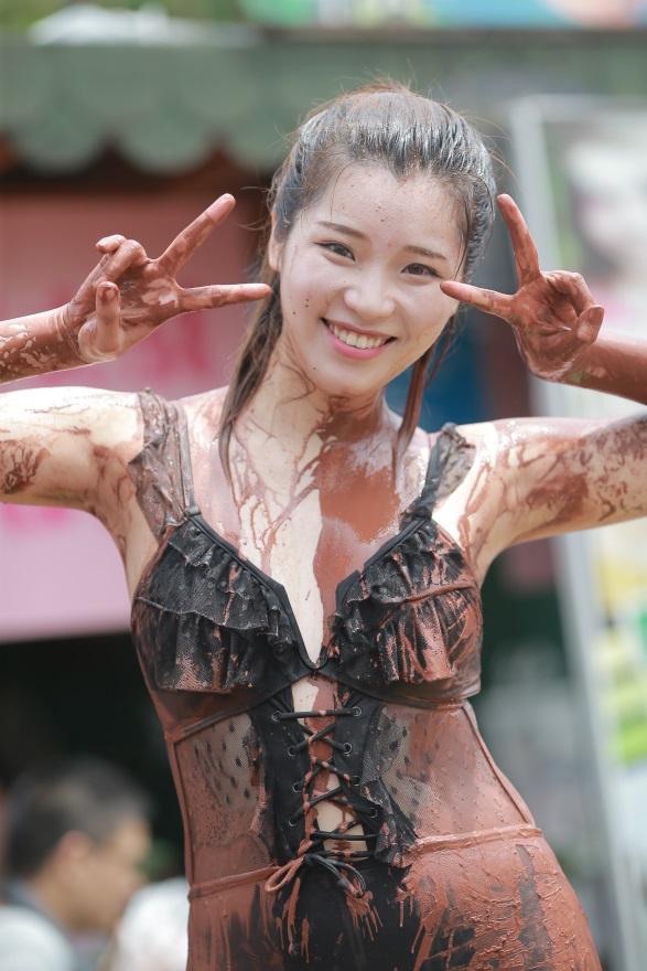 乐和乐都泳装,乐和乐都永川游泳