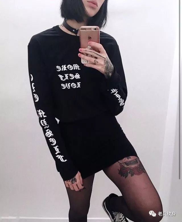 纹身恢复期痒是什么原因,纹身过后痒有什么办法可以止痒