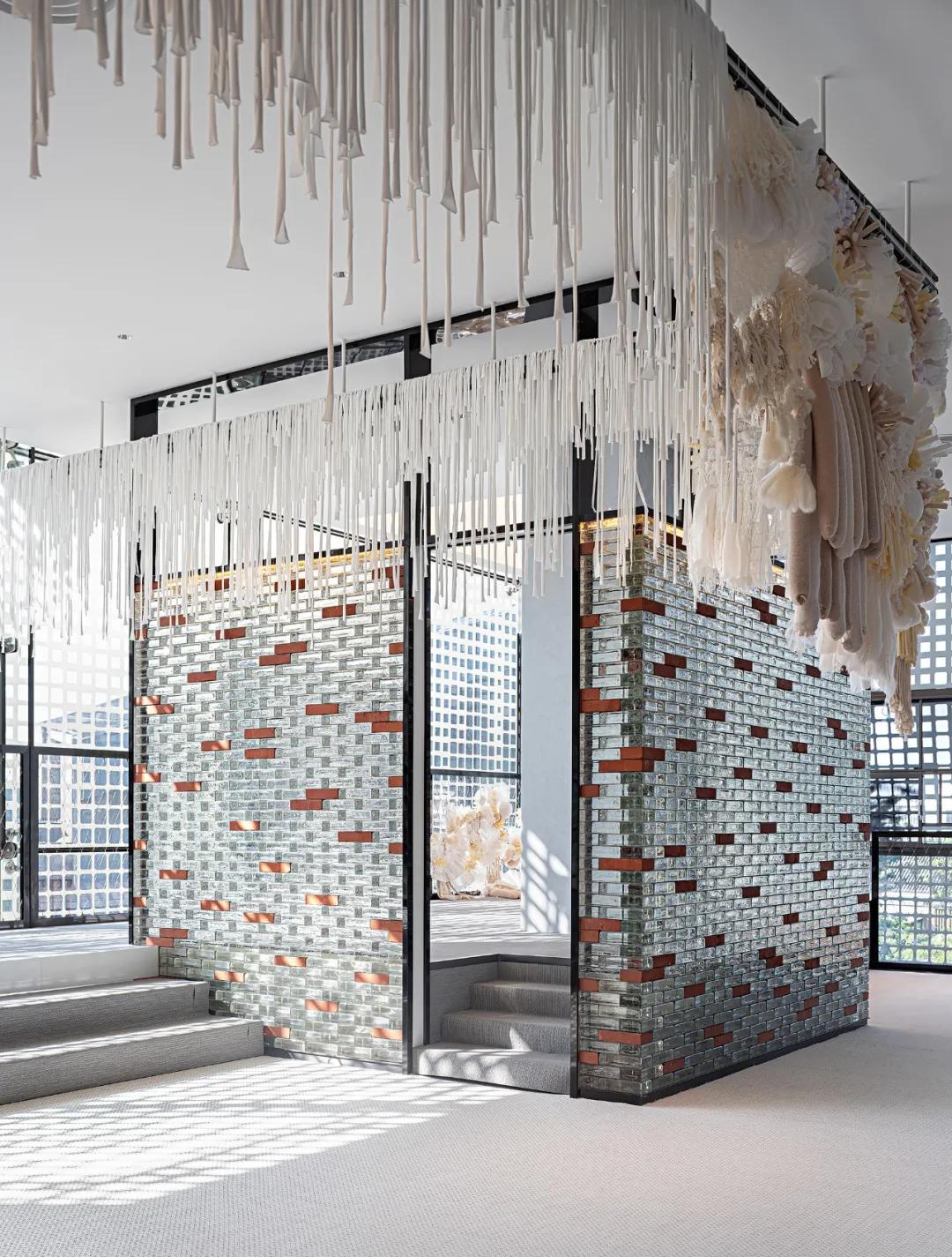 英皇艺术培训学院,英皇艺术培训学校