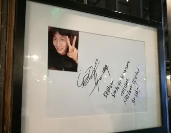 首尔runningman打卡,runningman王鼻子小黑屋