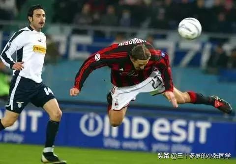 安布罗西尼压分后卫,安布罗西尼踢什么位置