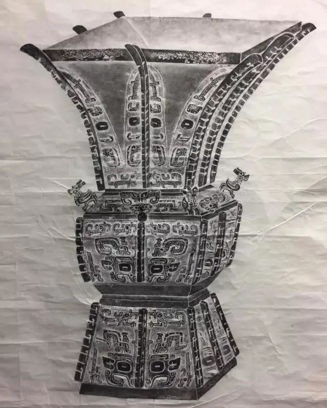 商代鸟兽纹觥,纽约战报