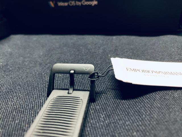 阿玛尼第五代智能手表,阿玛尼手表5a