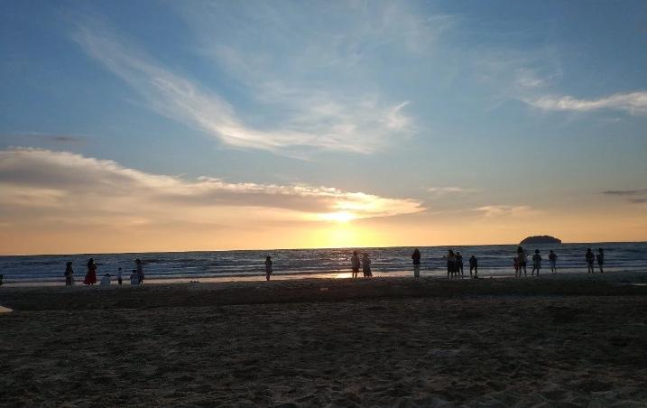 沙巴旅游落日,马来西亚沙巴去看最美的落日沙滩