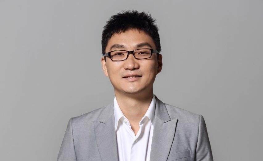 员工猝死背后的拼多多：股价一年翻五倍、补贴焦虑与“首富”黄铮